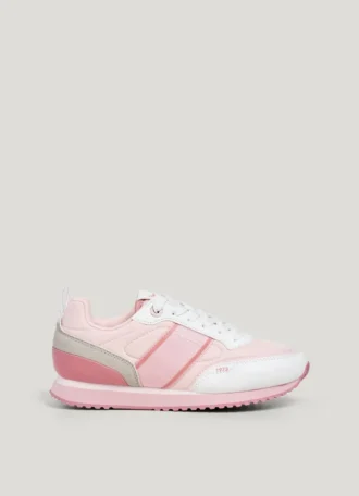 Buty do biegania z połączeniem materiałów