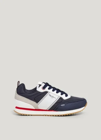 Buty do biegania z połączeniem materiałów