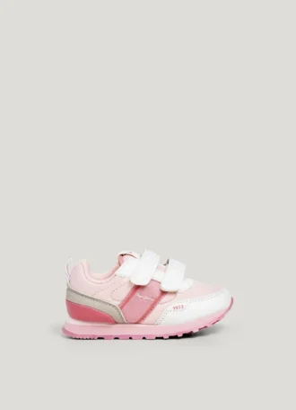 Buty do biegania z zapięciem na rzepy