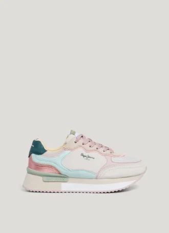 Buty sportowe na platformie