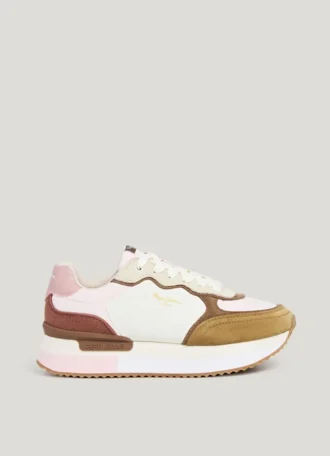 Buty sportowe na platformie