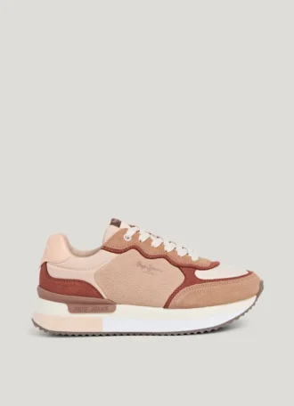 Buty sportowe na platformie
