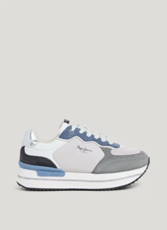 Buty sportowe na platformie