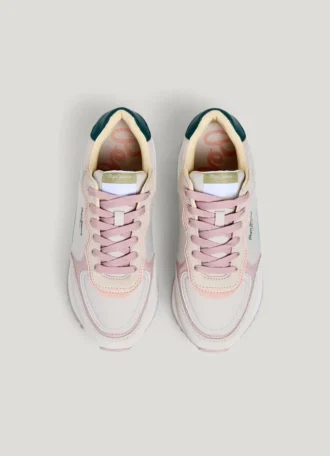 Buty sportowe na platformie