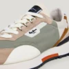 Buty sportowe z elementami łączącymi Buty sportowe z elementami łączącymi