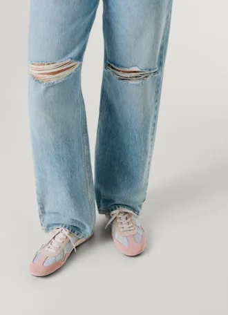 Buty sportowe z zamszowymi detalami – Noa