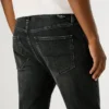 Dżinsy o zwężanym kroju i średnim stanie – Stanley Dżinsy o zwężanym kroju i średnim stanie – Stanley