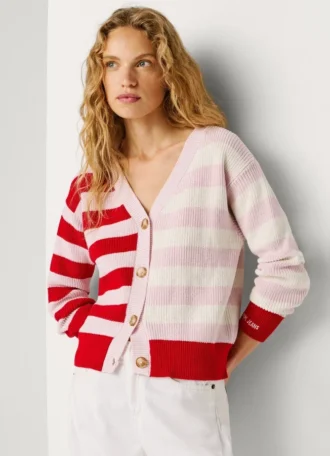 Sweter z dzianiny w paski
