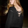Sweter z dzianiny z dekoltem w serek Sweter z dzianiny z dekoltem w serek