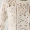 Sweter z okrągłym dekoltem i ażurowym wzorem Sweter z okrągłym dekoltem i ażurowym wzorem