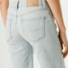 Szorty jeansowe o dopasowanym kroju Szorty jeansowe o dopasowanym kroju