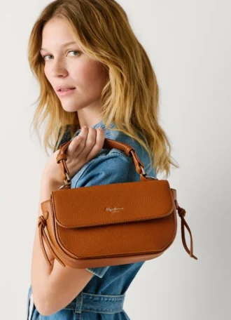 Torba na ramię z klapką imitująca skórę